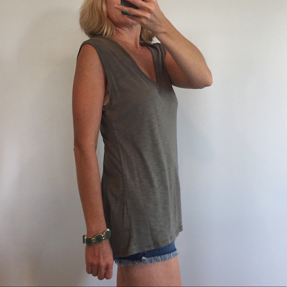 Olive Short Sleeve Top - Picture 3 of 4